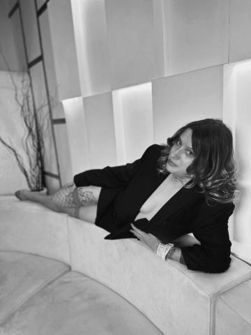 Анастасия Экстравагантная Блондинка фото 8